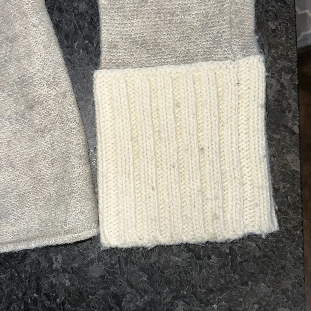Tory Burch knit sweater size M - Picture 3 of 7